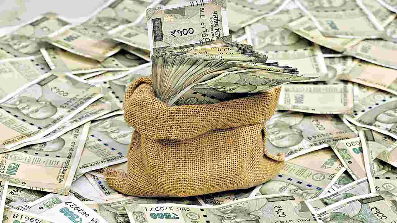 తీసుకో‘మనీ’!