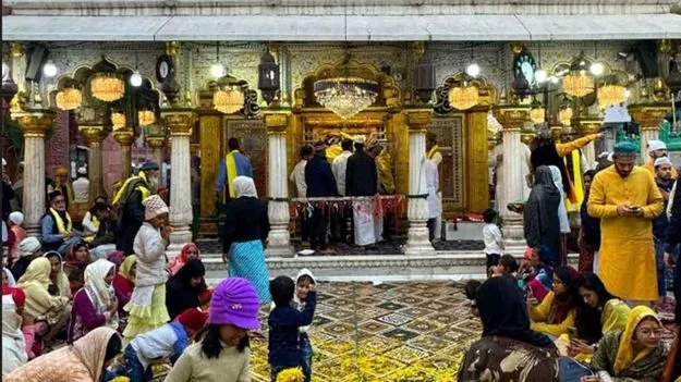 సూఫీ బసంత్‌.. గంగా జమునా తెహజీబ్‌