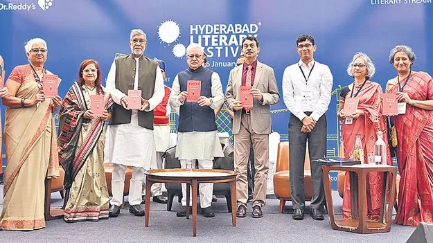 మనుషులను కలిపేది కరుణ శక్తే