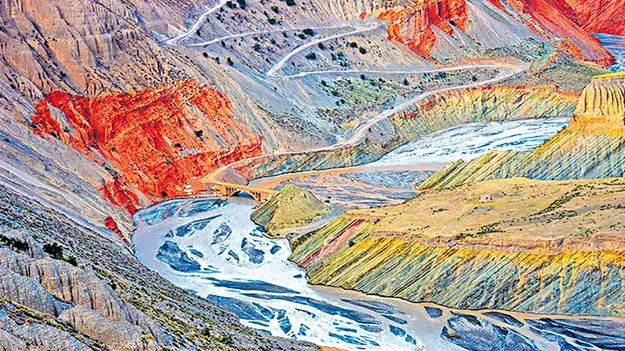 అరుదైన ఖనిజాల కోసం కారిడార్లు