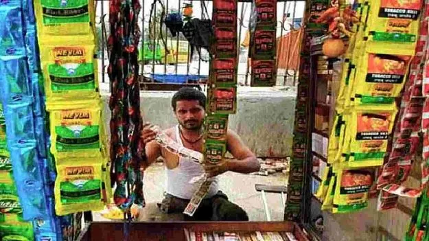 గుట్కా మాఫియా.. చీకటి దందా 