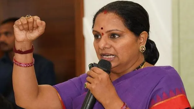 ఫోన్‌ ట్యాపింగ్‌ విచారణ పేర.. గుంపు మేస్త్రి, గుంటనక్క డ్రామా