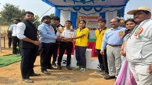 శారీరక, మానసిక దృఢత్వానికి క్రీడలు దోహదం