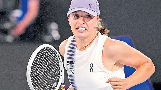 ఫేవరెట్ల పయనం సాఫీగా..