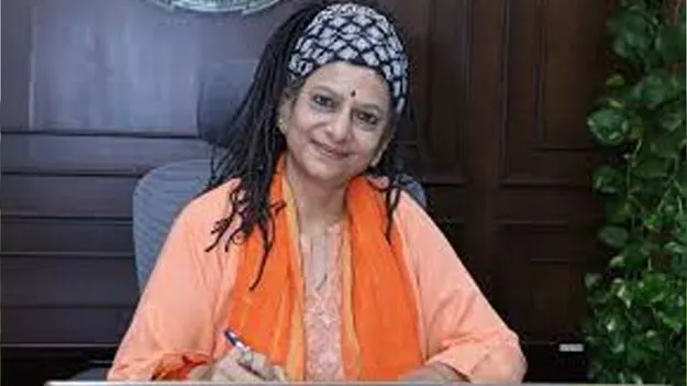 DG Charu Sinha Applauds: ఏసీబీలో అధికారులు, సిబ్బందికి రివార్డులు 