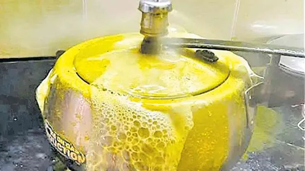 కుక్కర్‌ లీకేజీ ఆగేదెలా