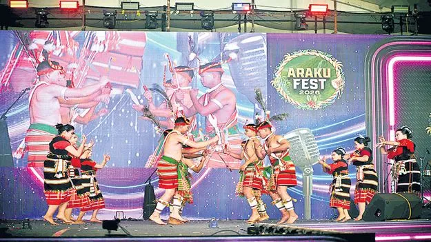 అరకు ఉత్సవ్‌ అదుర్స్‌