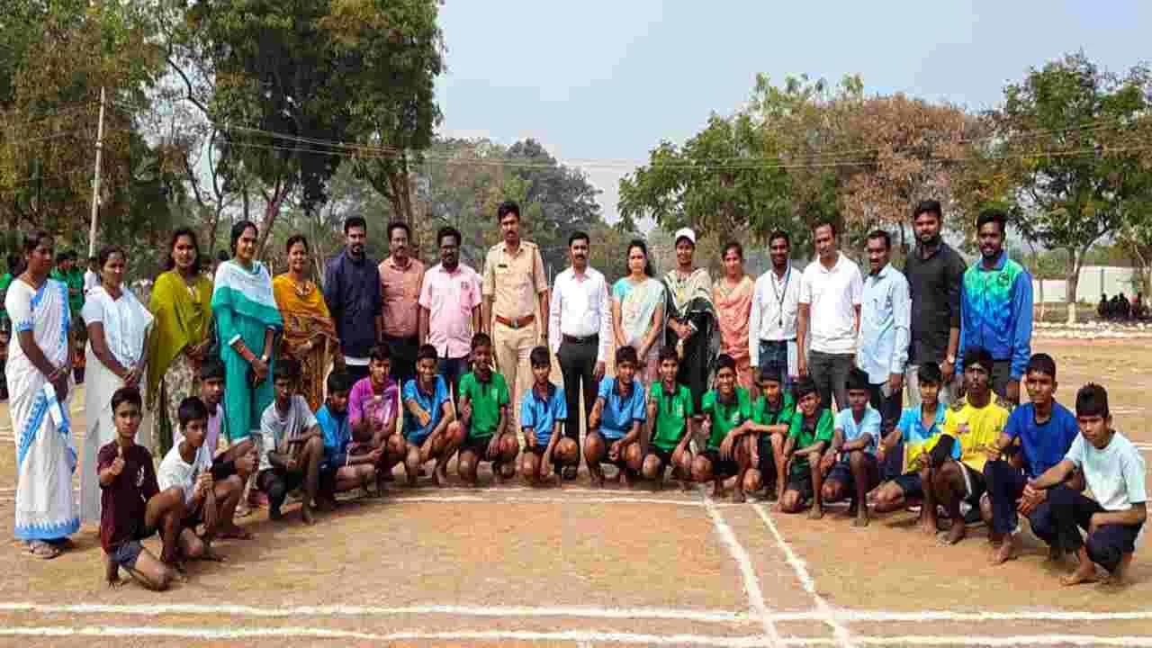 విద్యార్థి దశలో క్రీడలు కీలకం