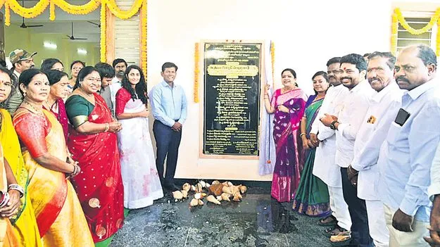 గిరిజన ప్రాంతాల అభివృద్ధికి కృషి