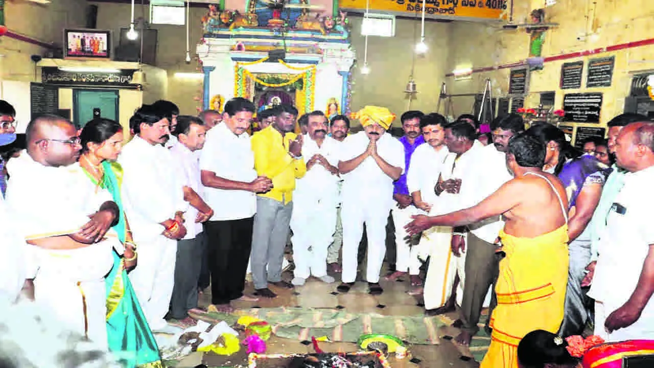 GOD: త్యాగానికి ప్రతీక వాసవీ మాత 