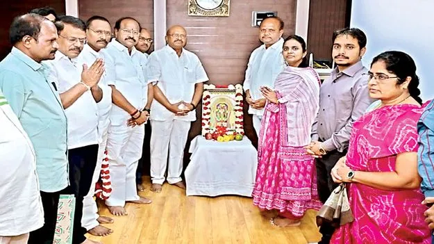 అహింస కోసం వాసవీ మాత ఆత్మార్పణ 