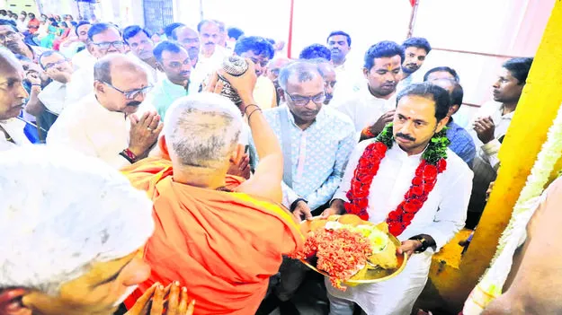 GOD: భక్తిశ్రద్ధలతో వాసవీ మాత ఆత్మార్పణ దినం