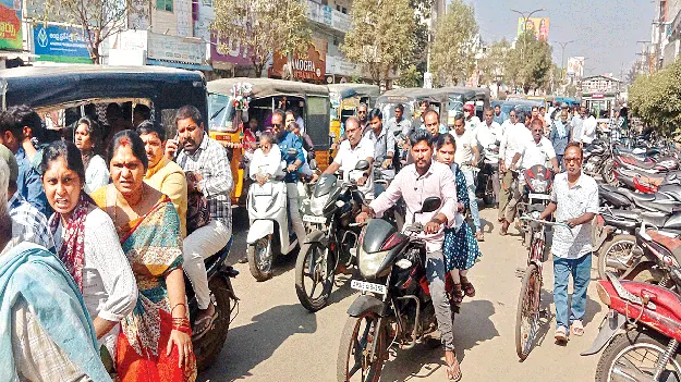 ఎన్నాళ్లీ ట్రాఫిక్‌ కష్టాలు?