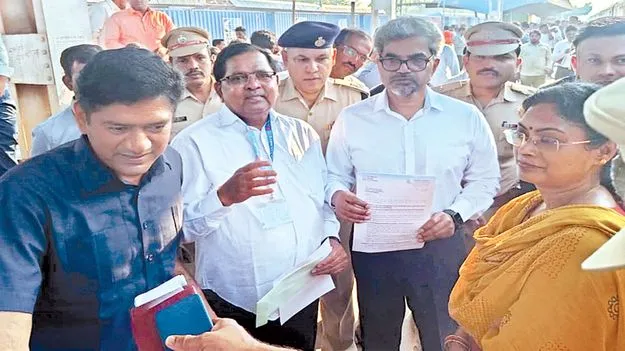 రైల్వే స్టేషన్‌ పరిశీలన 