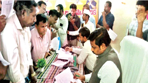  భూరీసర్వేలో నిర్లక్ష్యం చేయొద్దు