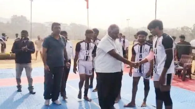 క్రీడలకు సమయాన్ని కేటాయించాలి