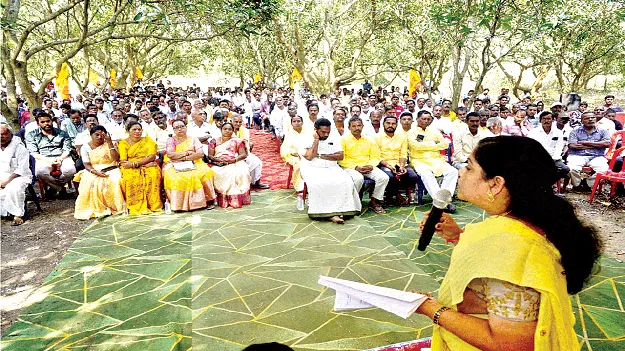 ఐక్యతతోనే పార్టీ బలోపేతం