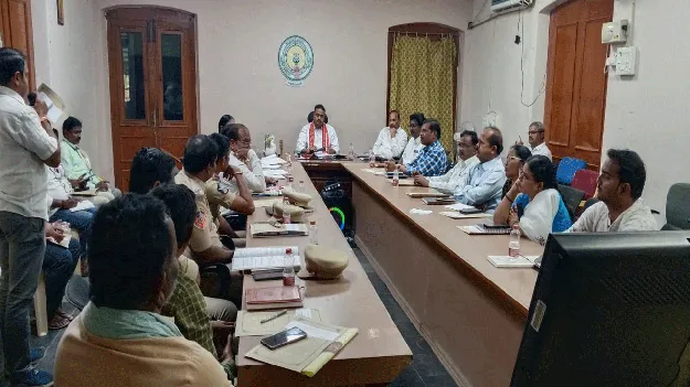 సమన్వయంతో ఉత్సవాలను విజయవంతం చేద్దాం 