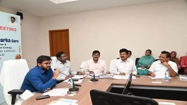 kumaram bheem asifabad- విద్యుత్‌ ప్రమాదాలను నివారించాలి