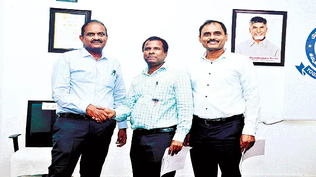 తిమడాం వాసికి అరుదైన గౌరవం