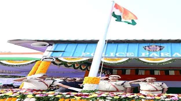 అందరి సహకారంతో ముందడుగు