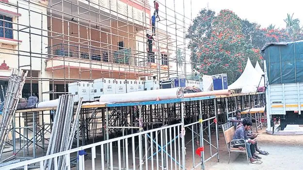 ఉత్సవ్‌కు చురుగ్గా ఏర్పాట్లు