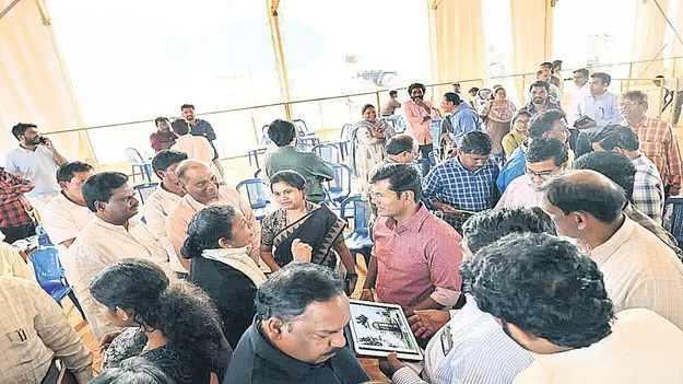 అరకు ఉత్సవ్‌కు ఏర్పాట్లు పూర్తి