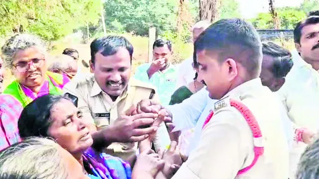 DISPUTE: స్థల వివాదం... ఉద్రిక్తత