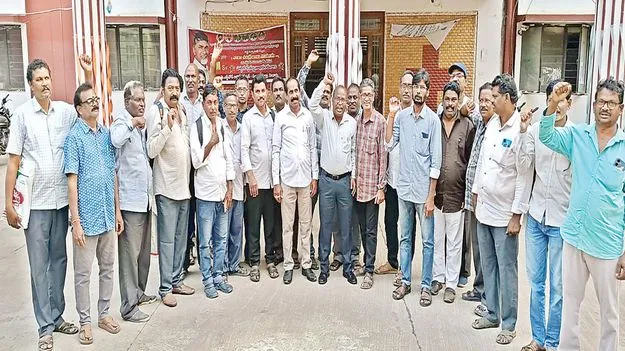 ఇక్కడే ఎందుకిలా..?