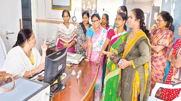 రెండు పూటలా నీరివ్వండి