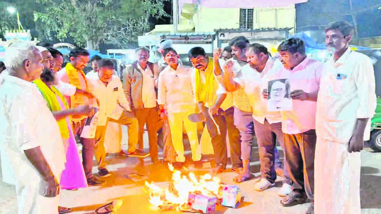 TDP: అంబటి..నోరు అదుపులో ఉంచుకో..!