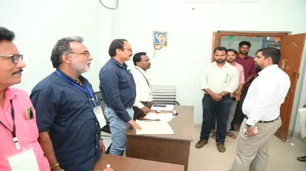 ఎన్నికల విధుల్లో నిర్లక్ష్యం వహిస్తే చర్యలు తప్పవు 