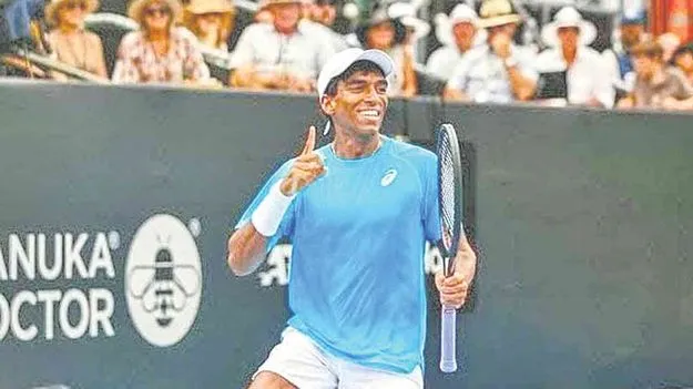 చాంపియన్ల ముందంజ