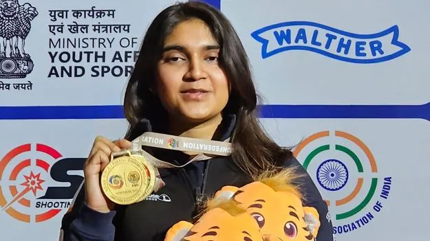 ఇషా డబుల్‌ ధమాకా