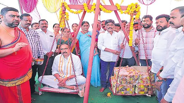 రాయికల్‌ పట్టణ అభివృద్ధికి కృషి