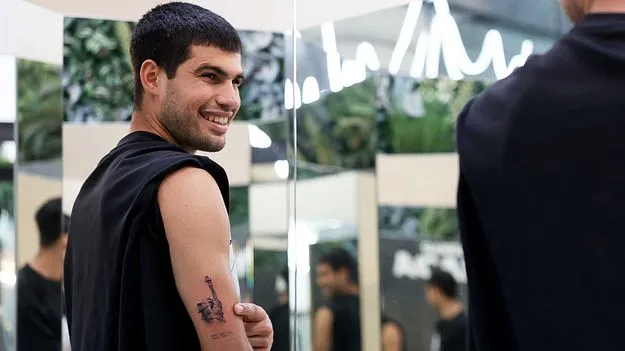 మిగిలింది కంగారూ టాటూనే!