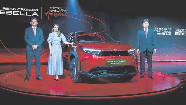 మార్కెట్లోకి టయోటా ఈవీ