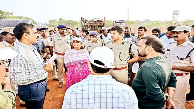 శరవేగంగా ఏర్పాట్లు 