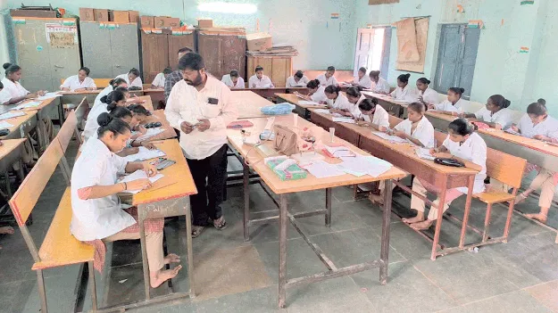 ప్రాక్టికల్‌ పరీక్షలు మొదటిరోజు ప్రశాంతం