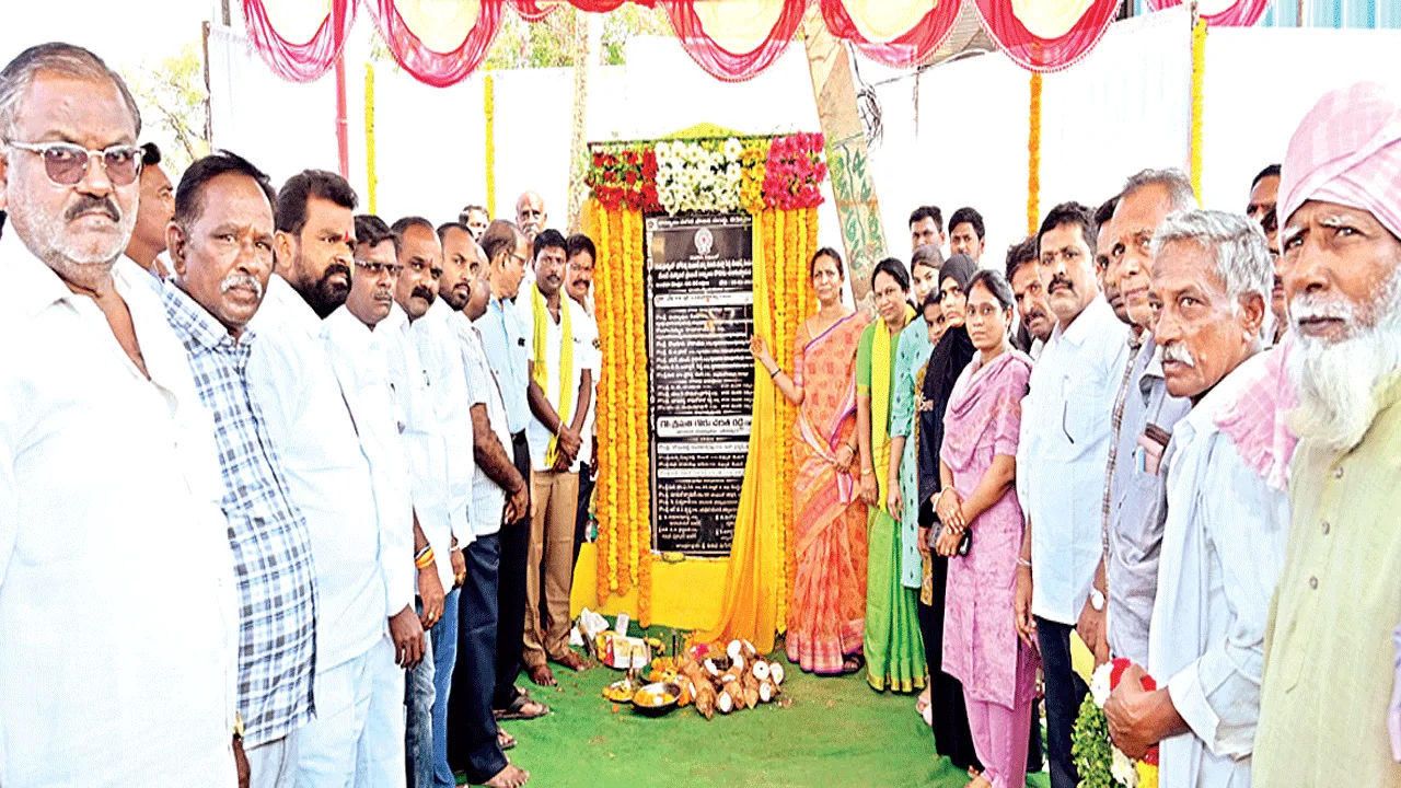 వార్డుల్లో మౌలిక వసతుల కల్పనకు చర్యలు