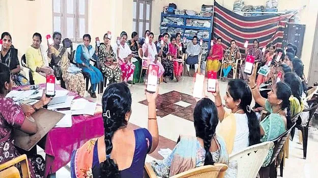 డ్వాక్రాలకు పారదర్శక సేవలు