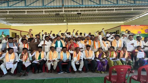 kumaram bheem asifabad-  కాంగ్రెస్‌తోనే అభివృద్ధి సాధ్యం