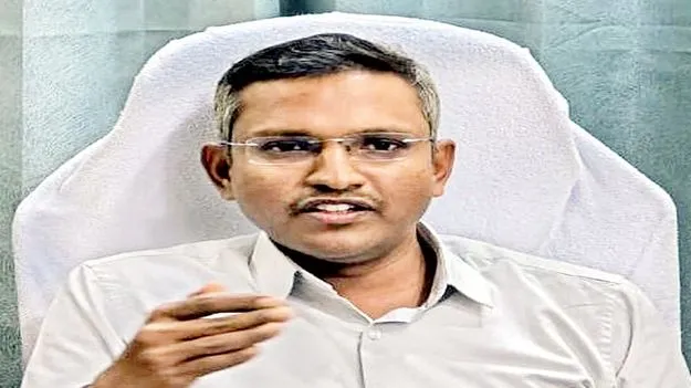 పర్యావరణహితంగా పాదయాత్ర సాగాలి