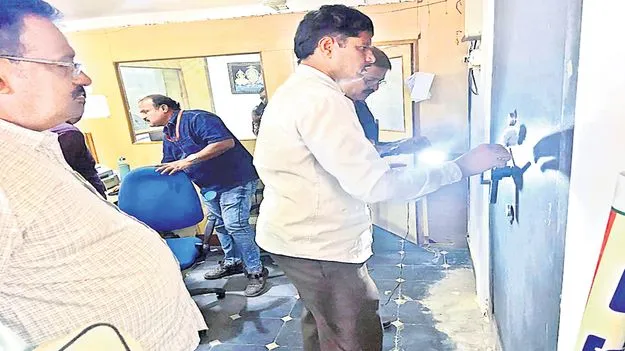 డీసీసీబీలో చోరీకి విఫలయత్నం