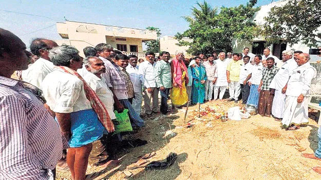 ప్రజా సమస్యల పరిష్కారానికి ప్రభుత్వం కృషి
