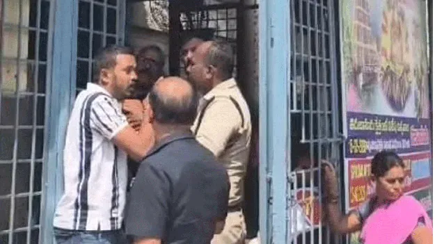   మరోసారి పద్మావతి అమ్మవారి ఆలయంలో భక్తుడిపై దాడి