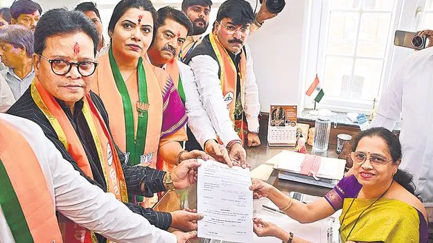 ముంబై మేయర్‌గా రీతూ తావడే!