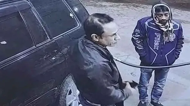 Hindu Man Run Over: బంగ్లాదేశ్‌లో దారుణం.. కారు ఎక్కించి హిందువు హత్య..