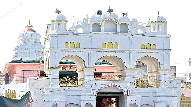 ఆదిత్యా.. నకిలీలలు చూసితివా?