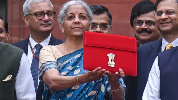 బడ్జెట్2026.. కొత్త పన్ను  విధానంలో మరిన్ని మార్పులు రానున్నాయా?